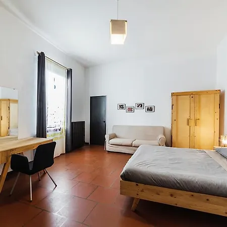 Palazzo Verrone 3* בארי
