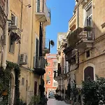 Palazzo Verrone Konukevi