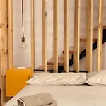 Konukevi Palazzo Verrone 3*